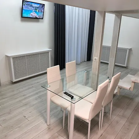 House 7 * Odesa