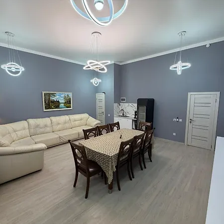 House 7