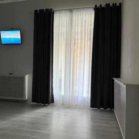 House 7 Apartment *